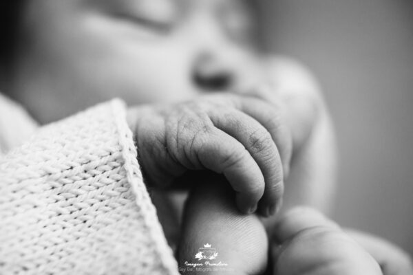 sesión de fotos de recién nacidos en quilmes, fotografia profesional de bebés, fotografa en quilmes para bebés (8)